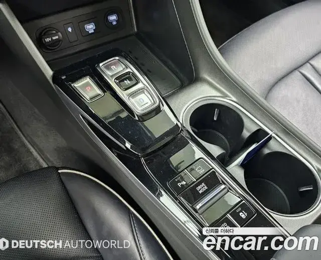Hyundai Sonata Hybrid 2023 — ფოტო 1/20