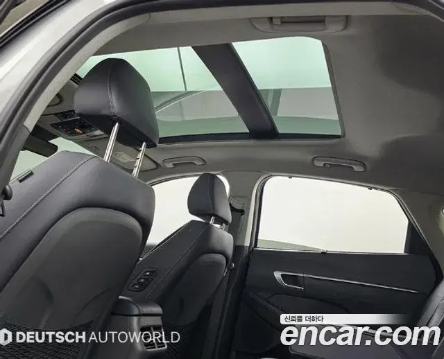 Hyundai Sonata Hybrid 2023 — ფოტო 12/20