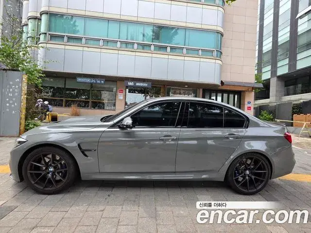 BMW M3 2018 — ფოტო 12/17