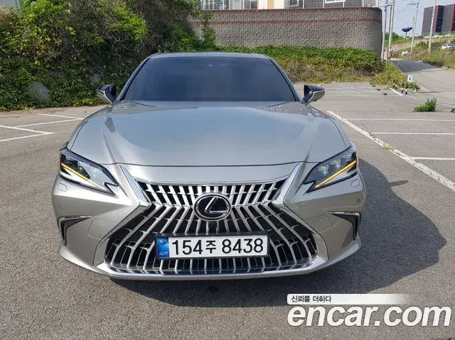 Lexus ES300h 2025 — Şəkil 3/20