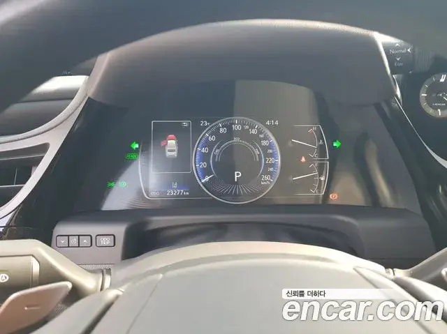 Lexus ES300h 2025 — Şəkil 10/20