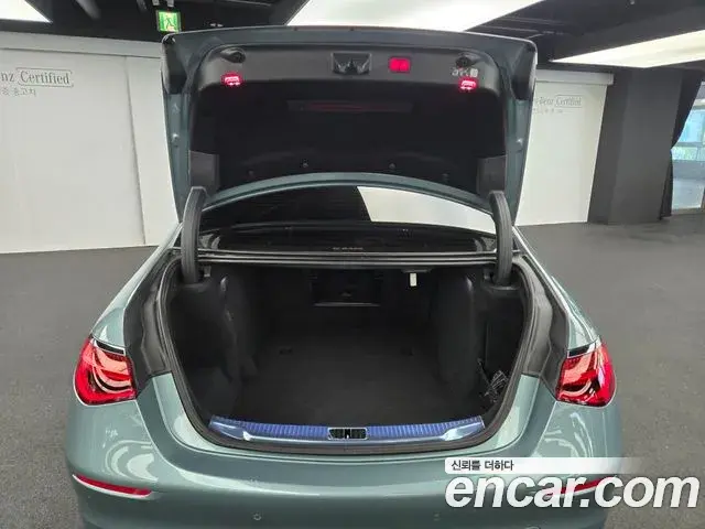Mercedes-Benz S-Class 2025 — Şəkil 13/18