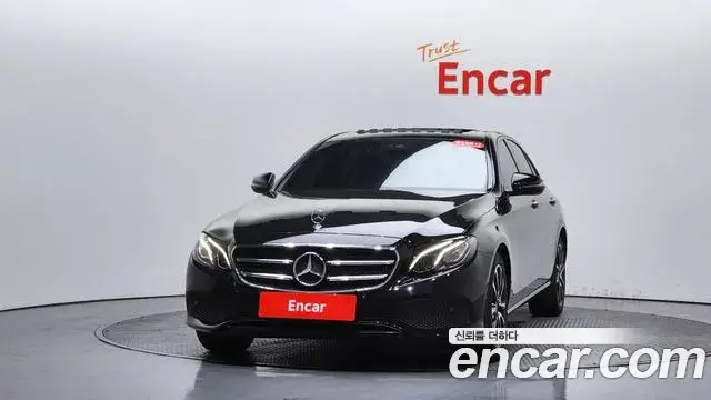 Mercedes-Benz E-Class 2020 — Фото 3/20