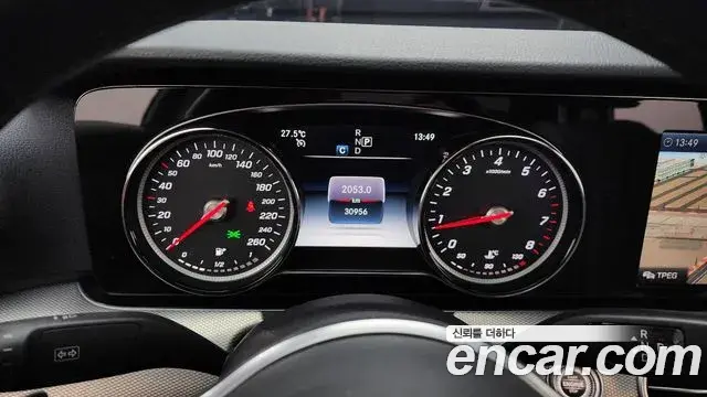 Mercedes-Benz E-Class 2020 — Фото 8/20