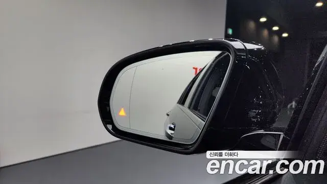 Mercedes-Benz E-Class 2020 — Фото 13/20