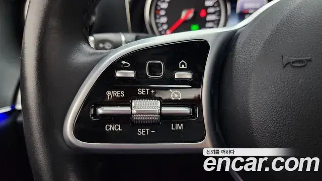 Mercedes-Benz E-Class 2020 — Фото 17/20