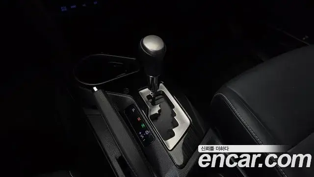 Toyota RAV4 2018 — Photo 9/20