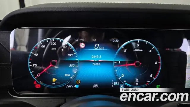 Mercedes-Benz E-Class 2020 — Şəkil 16/33
