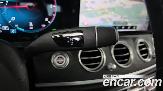 Mercedes-Benz E-Class 2020 — Şəkil 7/33