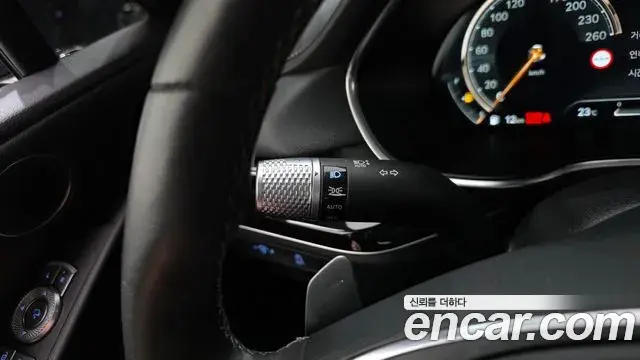 Genesis G80 2021 — ფოტო 30/34