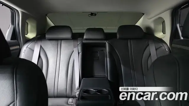 Kia K8 2023 — Şəkil 28/33