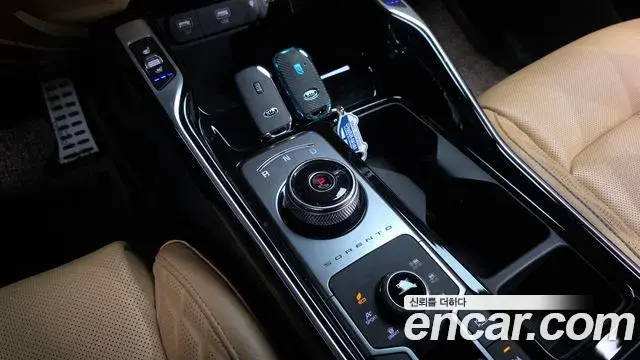 Kia Sorento 2021 — Photo 12/37