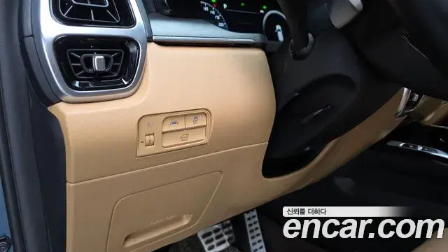 Kia Sorento 2021 — Photo 31/37