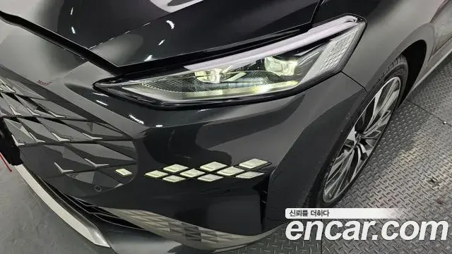 Kia K8 2022 — Şəkil 32/32
