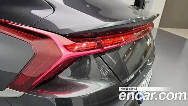 Kia K8 2022 — Şəkil 16/32