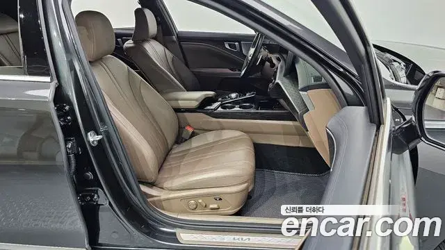 Kia K8 2022 — Şəkil 29/32