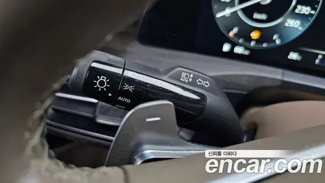 Kia K8 2022 — Şəkil 1/32