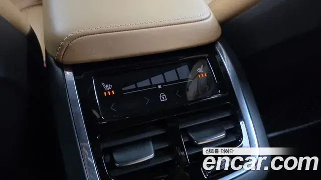 Volvo S60 2021 — Photo 6/32