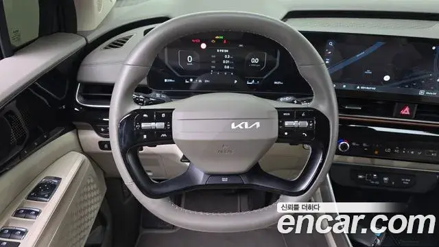 Kia Carnival 2025 — ფოტო 10/30