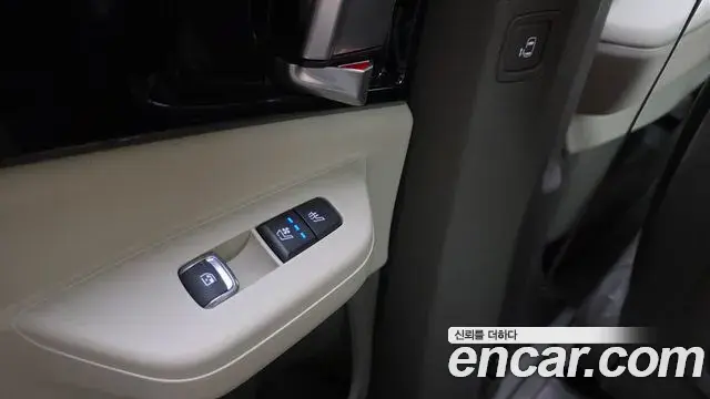 Kia Carnival 2025 — ფოტო 15/30