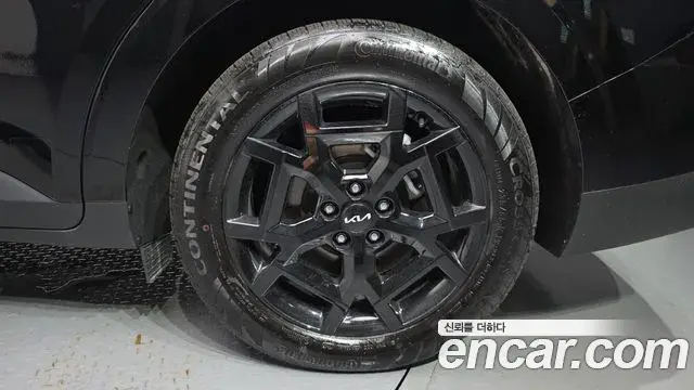 Kia Carnival 2025 — ფოტო 17/30