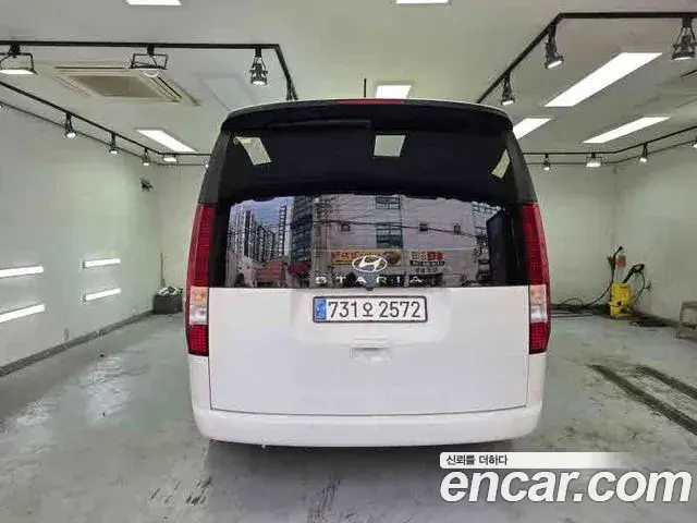 Hyundai Staria 2023 — Фото 7/19
