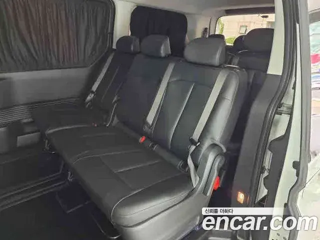 Hyundai Staria 2023 — Фото 19/19