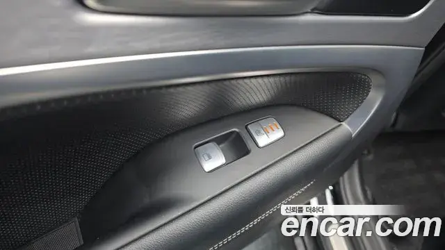 Genesis G70 2019 — Şəkil 12/34