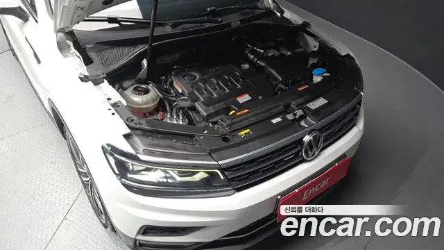 Volkswagen Tiguan Allspace 2018 — Фото 6/20