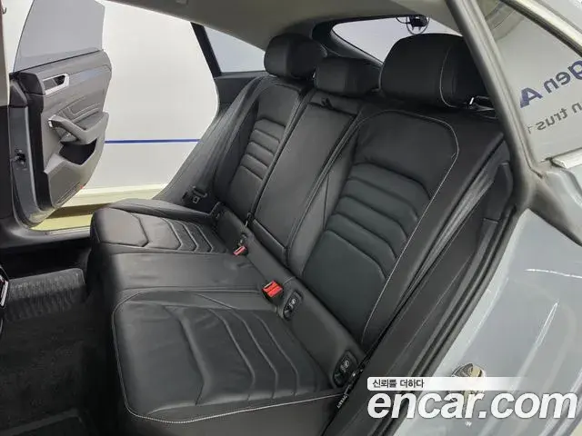 Volkswagen Arteon 2022 — Şəkil 15/20