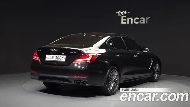 Genesis G70 2018 — Photo 19/30