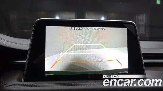 Genesis G70 2018 — Photo 22/30