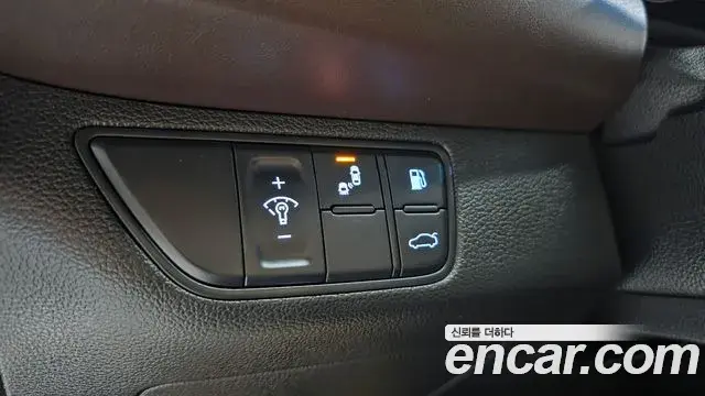 Genesis G70 2018 — Photo 10/30