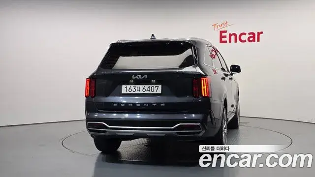 Kia Sorento 2022 — Şəkil 13/20