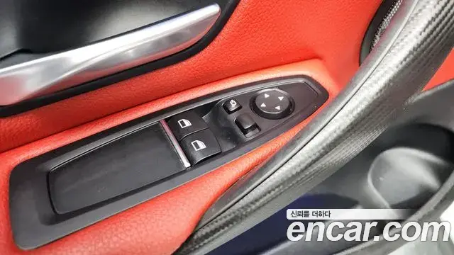BMW 4 Series 2018 — Фото 19/20