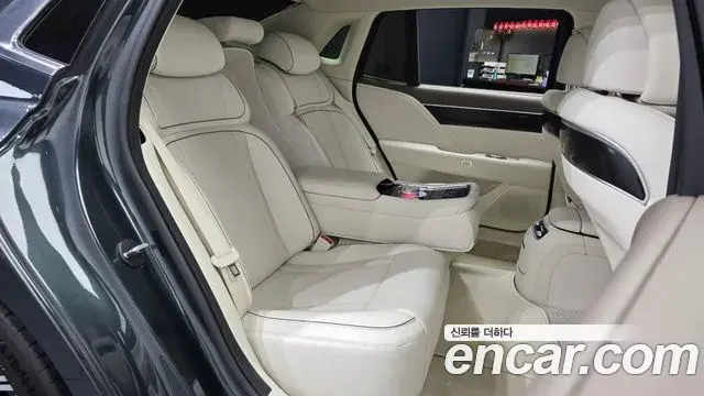 Genesis G90 2023 — ფოტო 6/20