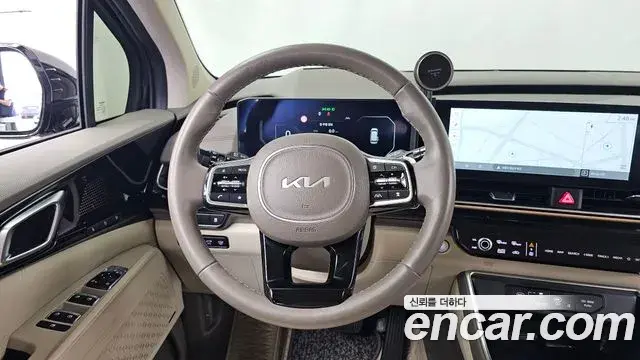 Kia Carnival 2024 — ფოტო 15/35