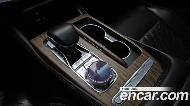 Kia The K9 2022 — Photo 9/20
