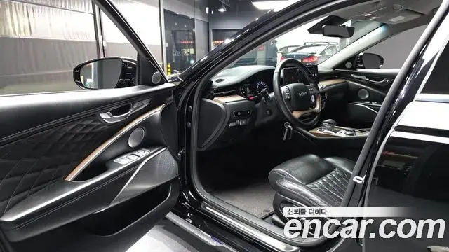 Kia The K9 2022 — Photo 10/20