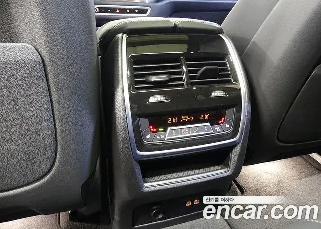 BMW X5 2025 — Фото 18/20