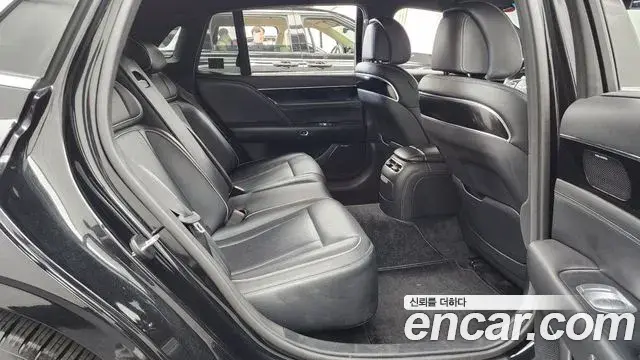 Genesis G90 2022 — Фото 12/20