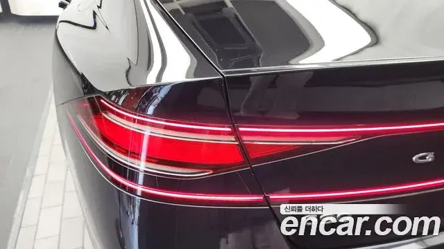 Genesis G90 2022 — Photo 11/34