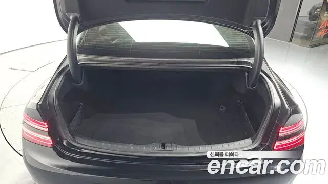 Genesis G80 2020 — ფოტო 15/32