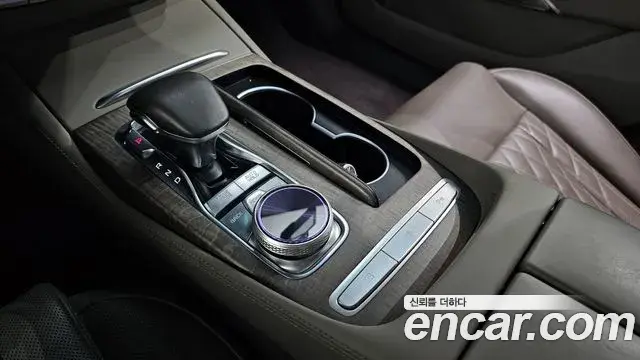 Kia The K9 2022 — Photo 9/20