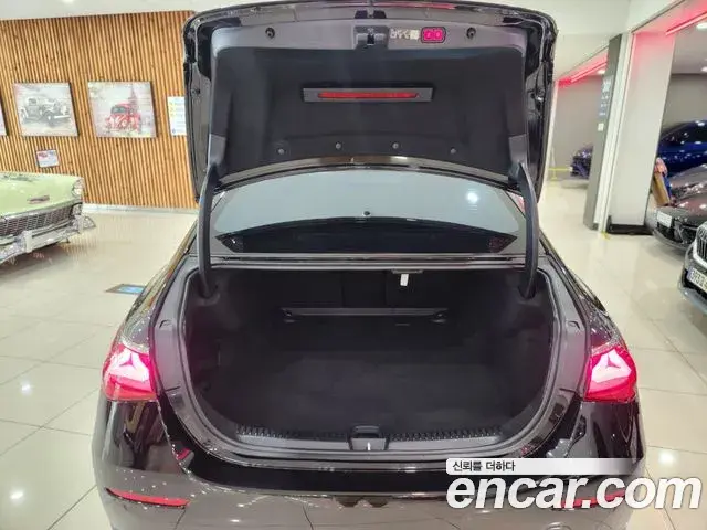 Mercedes-Benz E-Class 2025 — Şəkil 13/15