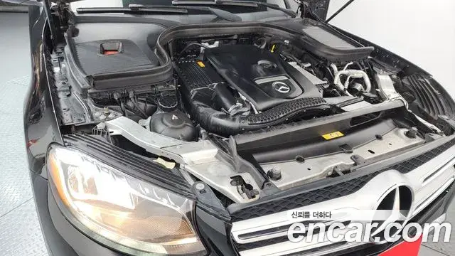 Mercedes-Benz GLC-Class 2019 — Photo 3/29