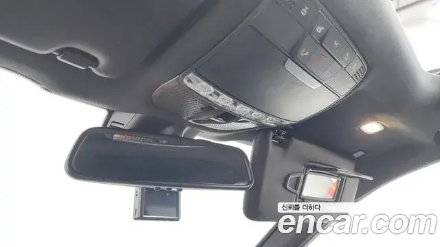 Mercedes-Benz GLC-Class 2019 — Photo 24/29