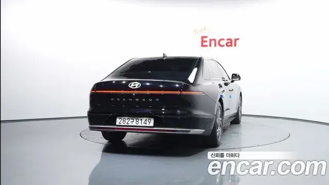 Hyundai Grandeur 2025 — Фото 4/20