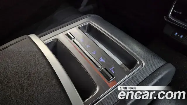 Hyundai Grandeur 2025 — Фото 18/20