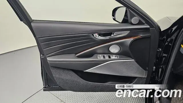 Kia The K9 2020 — Photo 26/33